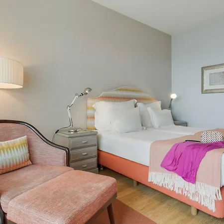 Pestana Promenade Ocean 4* פונשל