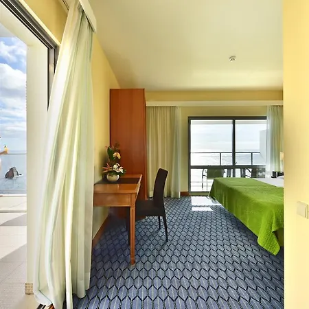 Pestana Promenade Ocean מלון 4*