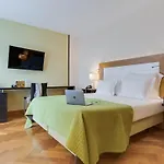 Ξενοδοχείο Pestana Promenade Ocean Φουνκάλ