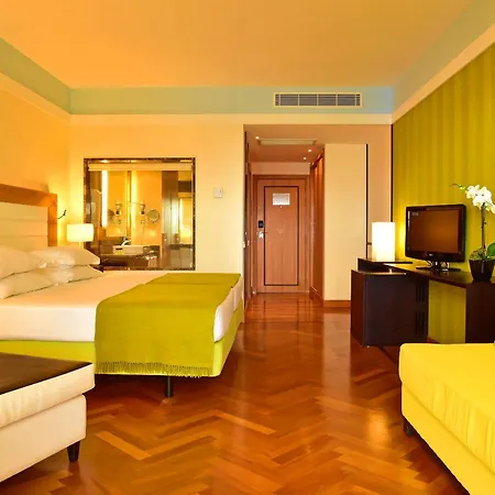 호텔 페스타나 프로메나데 오션