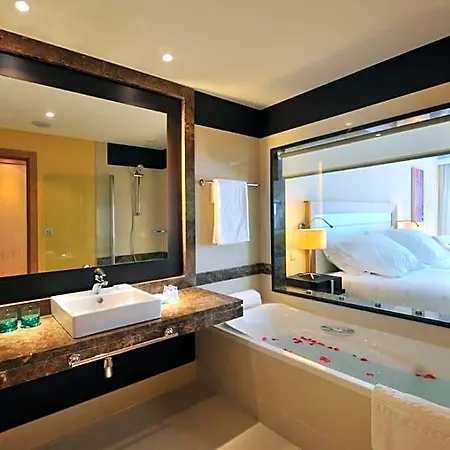 Otel Pestana Promenade Ocean Funchal