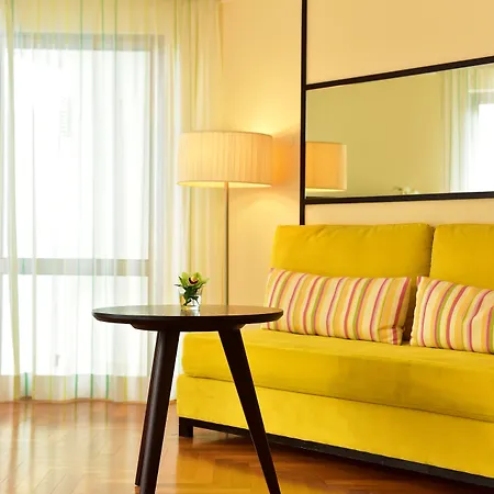 Pestana Promenade Ocean Hotel