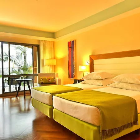 Hotel Pestana Promenade Ocean 4*