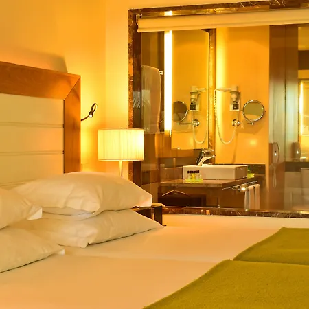 Pestana Promenade Ocean Hotel