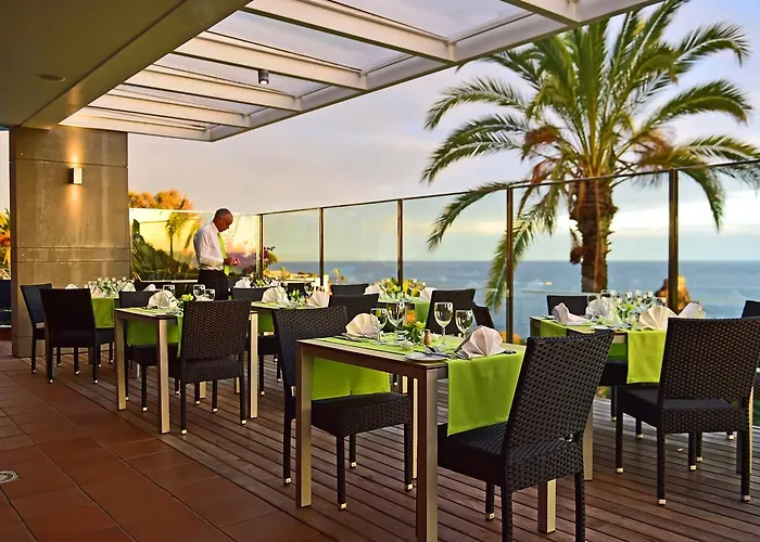 Pestana Promenade Ocean Hotel