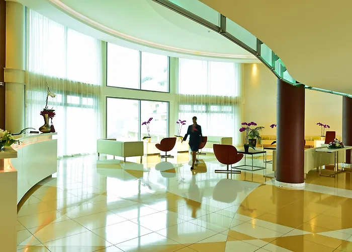 Hotel Pestana Promenade Ocean 4*