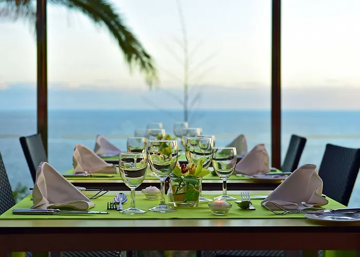 Pestana Promenade Ocean Funchal (Madeira)