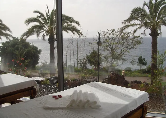 Hotel Pestana Promenade Ocean 4*