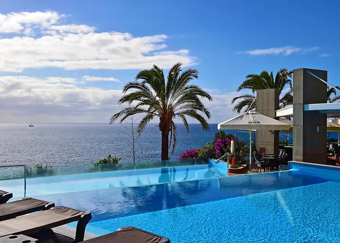 Pestana Promenade Ocean Hotel 4*