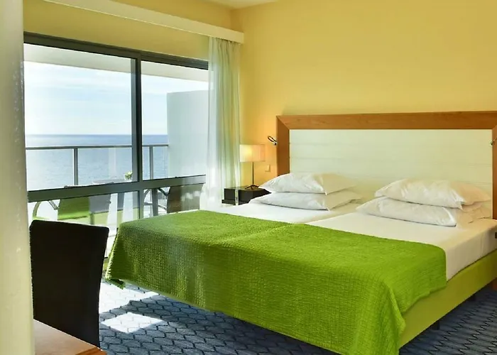 Pestana Promenade Ocean 4* Funchal