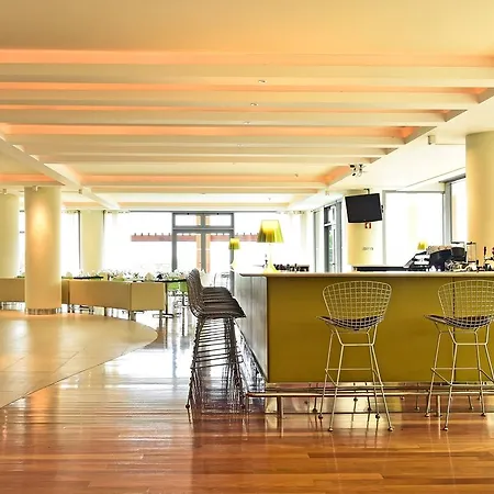 Szálloda Pestana Promenade Ocean 4*