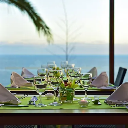 Pestana Promenade Ocean Szálloda Funchal