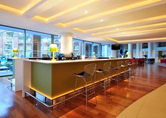 Pestana Promenade Ocean 4* Funchal