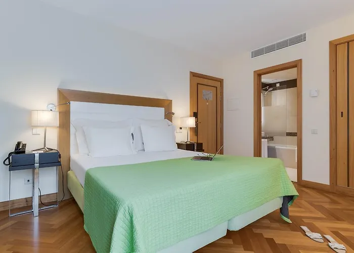 Pestana Promenade Ocean 4* Funchal