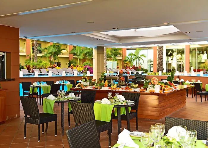 Pestana Promenade Ocean 4* Funchal